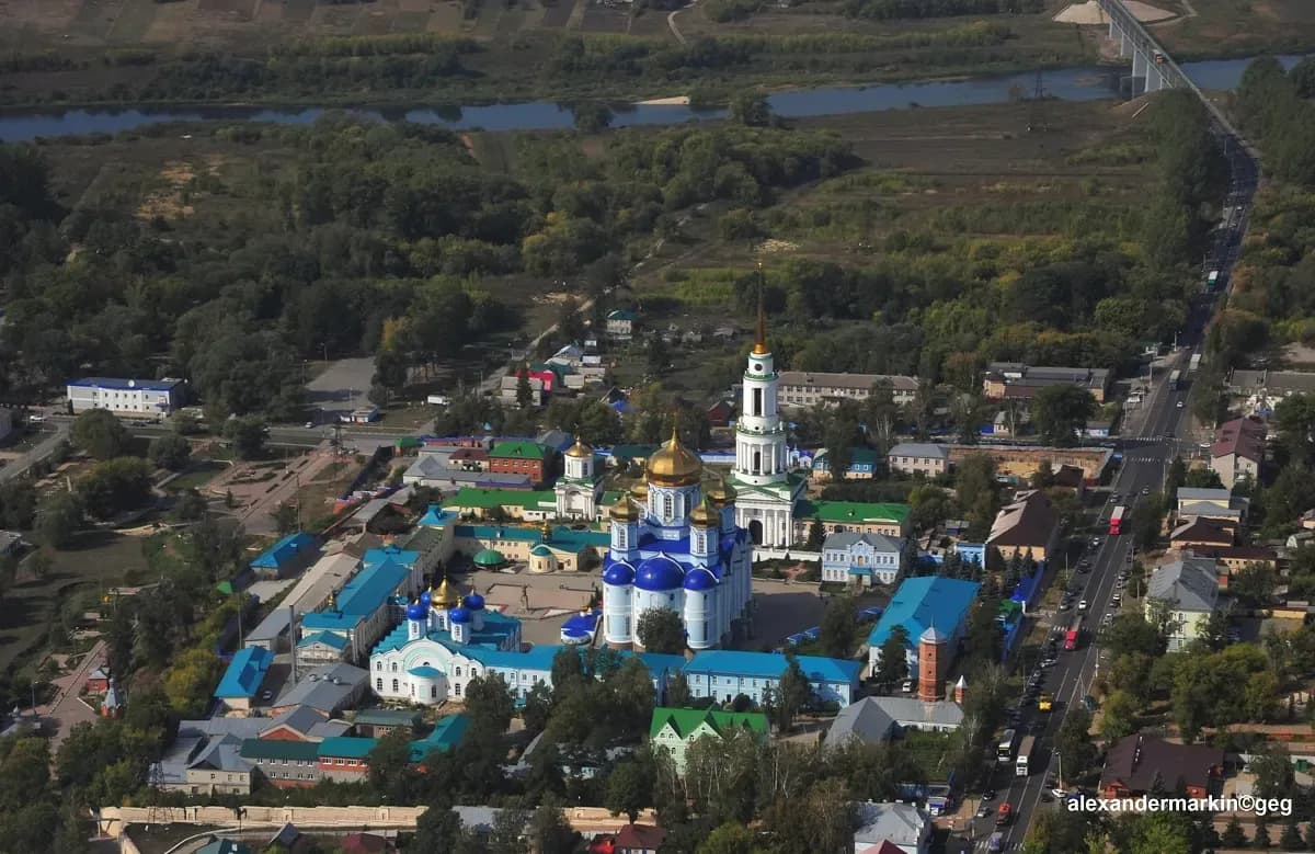 Панорама Задонского Рождество-Богородицкого монастыря
